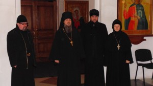 Комиссия Синодального отдела по монастырям и монашеству посетила Богоявленский мужской монастырь.