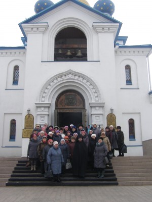 Экскурсия паломников в Богоявленский монастырь.