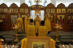 28 декабря 2025 года Игумен Нестор (Болков ) возглавил Воскресную Божественную Литургию в Богоявленском епархиальном мужском монастыре., 