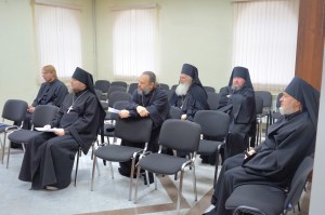 30 сентября 2025 года в Богоявленском епархиальном мужском монастыре прошло совещание с помощниками благочинных и помощниками настоятелей по социальному служению, по религиозному образованию и катехизации, по молодёжной работе, по миссионерскому служению, 