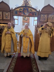 В Богоявленском епархиальном мужском монастыре города Челябинска совершили Божественную Литургию., 