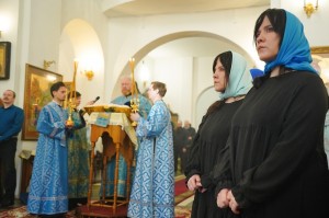 7 февраля 2026 года , митрополит Челябинский и Миасский Алексий совершил  Божественную литургию в Богоявленском мужском монастыре  Челябинска., 