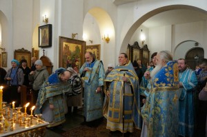 В Богоявленском епархиальном мужском монастыре города Челябинска совершили Божественную Литургию., 