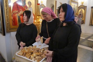 В Богоявленском епархиальном мужском монастыре города Челябинска совершили всенощное бдение с литией., 