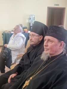  Настоятель Богоявленского мужского монастыря города Челябинска Игумен Нестор (Болков ) с братией обители приняли участие в семинаре «Помощь созависимым людям», 