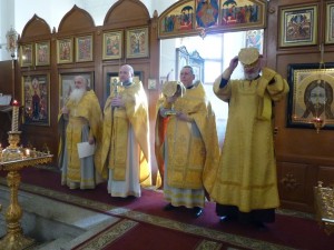 В Богоявленском епархиальном мужском монастыре города Челябинска совершили Божественную Литургию., 