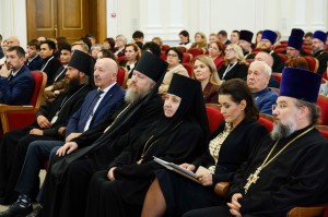 11 октября 2025 года Настоятель Богоявленского епархиального мужского монастыря Игумен Нестор (Болков) принял участие  в форуме «Церковь, Власть и Бизнес» в рамках научно-практической конференции «Соборные чтения»в Законодательном собрании Челябинской обл, 