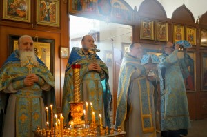 В Богоявленском епархиальном мужском монастыре города Челябинска совершили Божественную Литургию., 