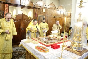 В Богоявленском епархиальном мужском монастыре города  Челябинска совершили  Божественную Литургию., 