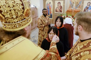 В храме Великомученика и Целителя Пантелеимона Митрополит Алексий совершил Всенощное бдение с литией., 