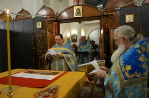 Игумен Нестор (Болков ) совершил Божественную Литургию в Богоявленском епархиальном мужском монастыре города Челябинска., 