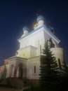 Продолжаются работы по наружному ночному освящению Храма "Утоли мои печали" в Богоявленском мужском монастыре города Челябинска., 