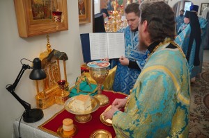 7 февраля 2026 года , митрополит Челябинский и Миасский Алексий совершил  Божественную литургию в Богоявленском мужском монастыре  Челябинска., 