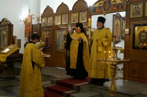 В канун Недели 20-й по Пятидесятнице и Памяти святых отцов VII Вселенского Собора,Иверской иконы Божией Матери, Игумен Нестор (Болков) совершил всенощное бдение в Богоявленской обители., 