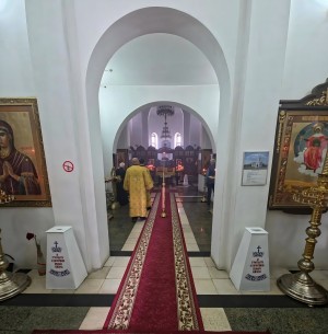 В канун Недели 2-й по Пятидесятнице,  Игумен Нестор (Болков ) возглавил всенощное бдение в Богоявленском мужском монастыре Челябинска.