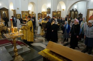 В Неделю о мытаре и фарисее в Богоявленском мужском монастыре совершили Божественную Литургию в Богоявленском мужском монастыре .