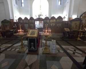 В канун Похвалы Пресвятой Богородицы Игумен Нестор (Болков ) возглавил вечернее богослужение с чтением Акафиста Похвалы Пресвятой Богородицы в Богоявленском мужском монастыре.