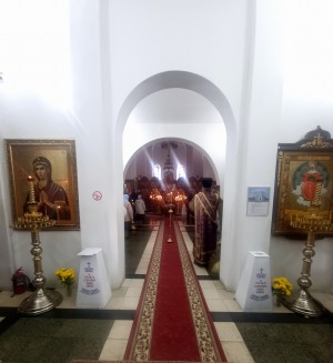 ​​​​​​​В канун праздника Воздвижения Честного и Животворящего Креста Господня, в Богоявленском мужском монастыре совершили всенощное бдение.