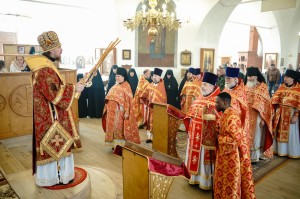 Настоятель Богоявленского мужского монастыря Челябинска Игумен Нестор (Болков) принял участие  в Божественной Литургии в храме Покрова Пресвятой Богородицы в селе Булзи.