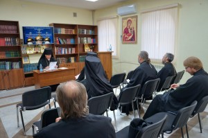 30 марта 2026 года в Богоявленском  мужском монастыре  прошло  собрание с духовенством Монастырского благочиния., 