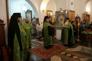 30 мая 2026 года, в канун Дня Святой Троицы, Игумен Нестор (Болков ) возглавил всенощное бдение с литией в Богоявленском мужском монастыре  Челябинска., 
