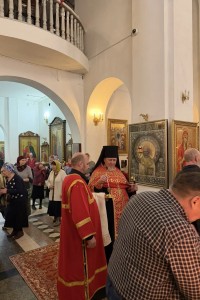 5 апреля 2026 года, в канун Недели 3-й по Пасхе и памяти святых жен-мироносиц, совершили всенощное бдение с литией., 