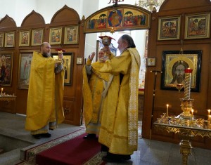 В Неделю 2-ю по Пятидесятнице,  Игумен Нестор (Болков ) возглавил Литургию в Богоявленском мужском монастыре Челябинска., 