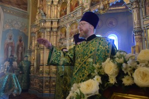 Настоятель Богоявленского мужского монастыря Челябинска игумен Нестор (Болков)  принял участие в Литургии в Свято- Симеоновском Кафедральном соборе., 