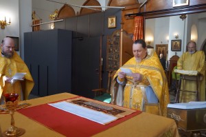 В Богоявленском епархиальном мужском монастыре города Челябинска совершили Божественную Литургию., 