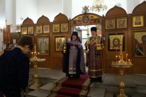 ​​​​​​​В канун праздника Воздвижения Честного и Животворящего Креста Господня, в Богоявленском мужском монастыре совершили всенощное бдение., 