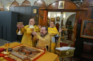 19 декабря 2025 года Игумен Нестор (Болков ) возглавил Праздничную Божественную Литургию в Богоявленском епархиальном мужском монастыре., 