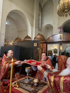 В Неделю о расслабленном Игумен Нестор (Болков)совершил Литургию в Богоявленском мужском монастыре Челябинска., 
