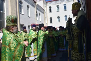Настоятель Богоявленского мужского монастыря Челябинска игумен Нестор (Болков)  принял участие в Литургии в Свято- Симеоновском Кафедральном соборе., 