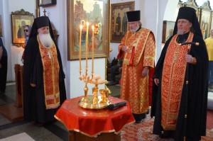 В канун Недели о слепом, Игумен Нестор (Болков) возглавил всенощное бдение в Богоявленском мужском монастыре Челябинска., 