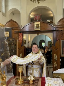 В Троицкую родительскую субботу Игумен Нестор (Болков) возглавил Божественную Литургию  в Богоявленском  мужском монастыре  Челябинска., 