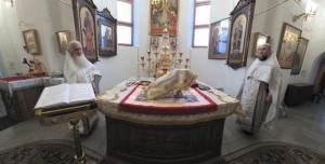 В Богоявленском мужском монастыре  совершили   Божественную Литургию  святителя Иоанна Златоуста в Неделю 33-ю по Пятидесятнице., 