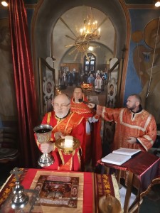 Игумен Нестор (Болков ) совершил Литургию в  Храме Святого Пророка Илии с. Клеопино Каслинского района., 