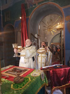 На Вселенскую родительскую (мясопустную) субботу Игумен Нестор(Болков) возглавил Божественную Литургию в Храме Святого Пророка Илии с. Клеопино Каслинского района., 