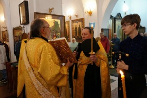 В Богоявленском  мужском монастыре  Челябинска совершили всенощное бдение с литией., 