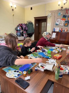 15 февраля 2026 года в Воскресной школе Богоявленского мужского монастыря провели уроки «ИЗО» для средней группы:, 