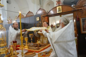 В Богоявленском мужском монастыре  совершили   Божественную Литургию  в  день двунадесятого праздника  Крещение Господа Бога и Спаса нашего Иисуса Христа. , 