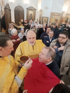 В Богоявленском мужском монастыре города Челябинска совершили Божественную Литургию., 