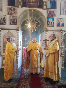 Игумен Нестор (Болков ) совершил Литургию в  Храме Святого Пророка Илии с. Клеопино Каслинского района., 