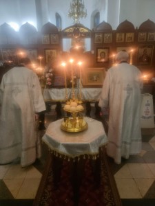 В Богоявленском епархиальном мужском монастыре Игумен Нестор (Болков ) возглавил Всенощное бдение с литией., 