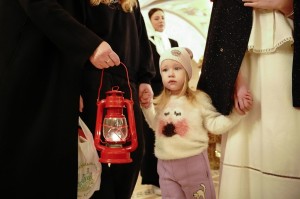 Игумен Нестор (Болков)с клириками Богоявленского мужского монастыря принял участие в  общегородской Пасхальной вечерни в кафедральном  Соборе города Челябинска ., 