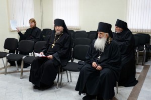 29 июня 2026 года в Богоявленском  монастыре прошло совещание с помощниками благочинных и помощниками настоятелей по социальному служению, по религиозному образованию и катехизации, по молодёжной работе, по миссионерскому служению Монастырского благочиния, 
