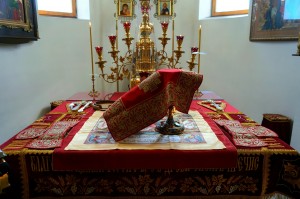 В Неделю о расслабленном Игумен Нестор (Болков)совершил Литургию в Богоявленском мужском монастыре Челябинска., 