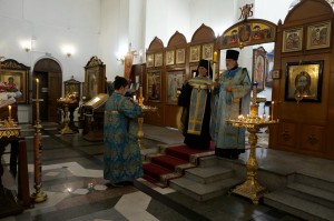 В канун Благовещения Пресвятой Богородицы , Игумен Нестор (Болков) возглавил всенощное бдение в Богоявленском мужском монастыре., 