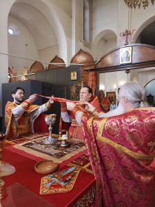 В праздник Преполовения Пятидесятницы Игумен Нестор (Болков) совершил Литургию в Богоявленском мужском монастыре Челябинска., 