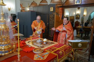 В Неделю Неделю 5-й по Пасхе, о самаряныне, Игумен Нестор (Болков) совершил Литургию в Богоявленском мужском монастыре Челябинска., 